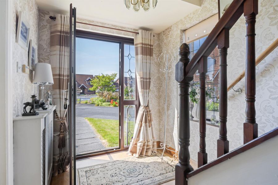 5 Cairndore Road