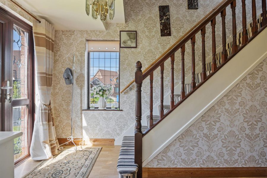 5 Cairndore Road