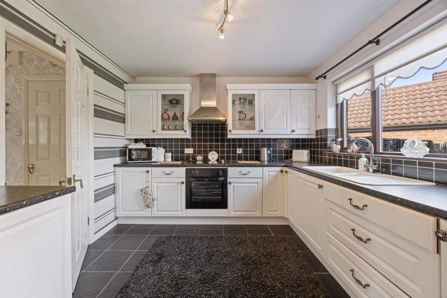 5 Cairndore Road
