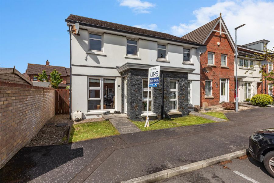 28 Bridgelea Crescent