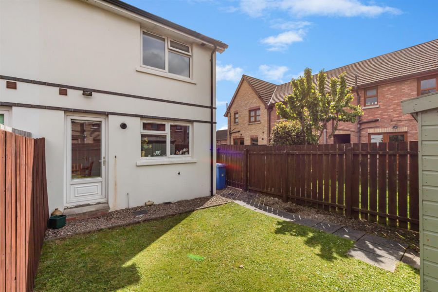 28 Bridgelea Crescent