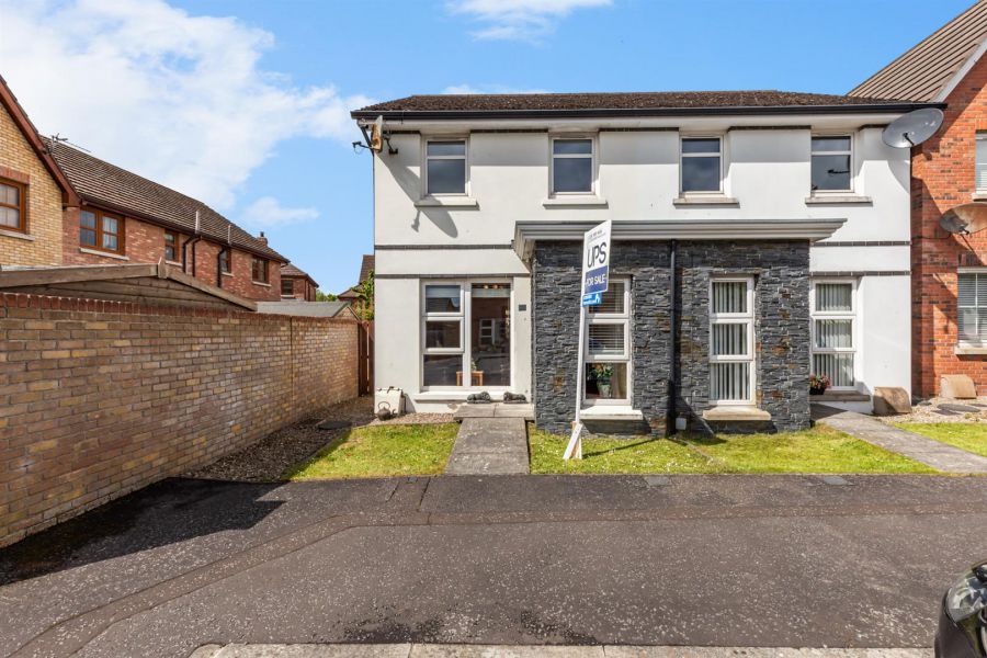 28 Bridgelea Crescent