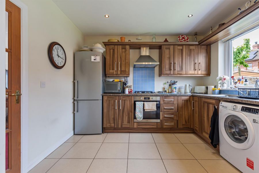 28 Bridgelea Crescent