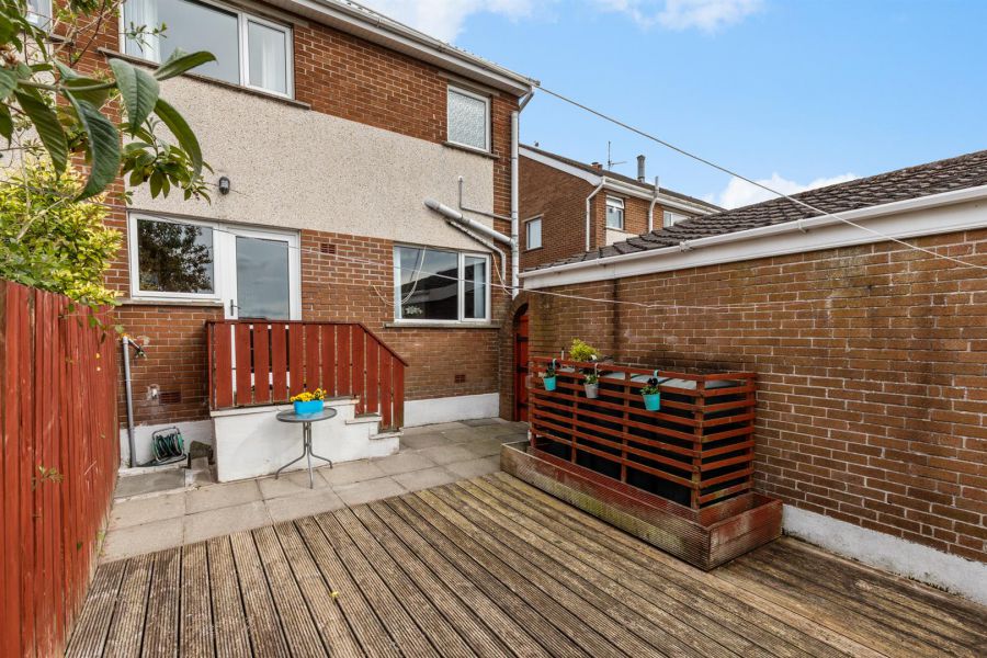 14 Abbeydale Drive