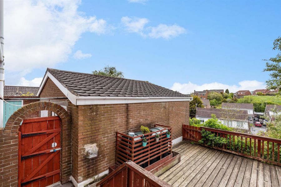 14 Abbeydale Drive