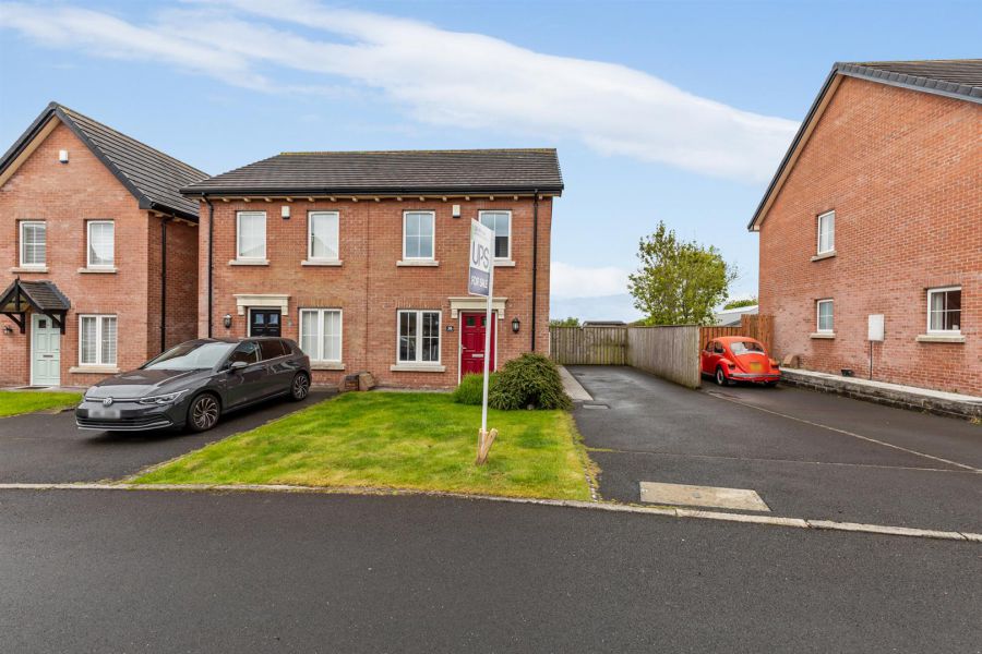 30 Blackwood Crescent