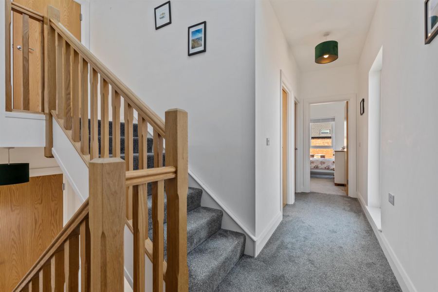 21 Milecross Manor