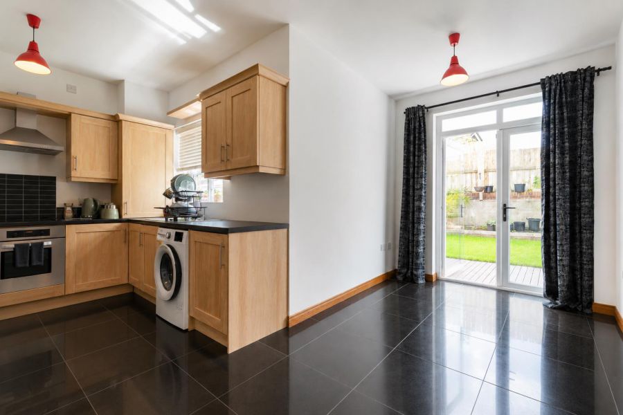 4 Lansdowne Crescent
