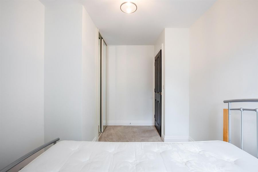 6 Tullynagardy Grove