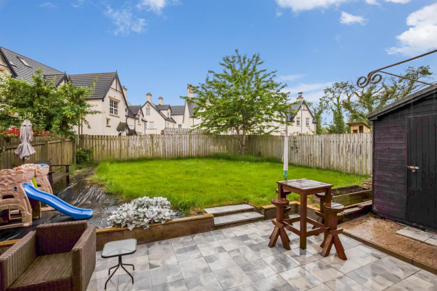 6 Tullynagardy Grove