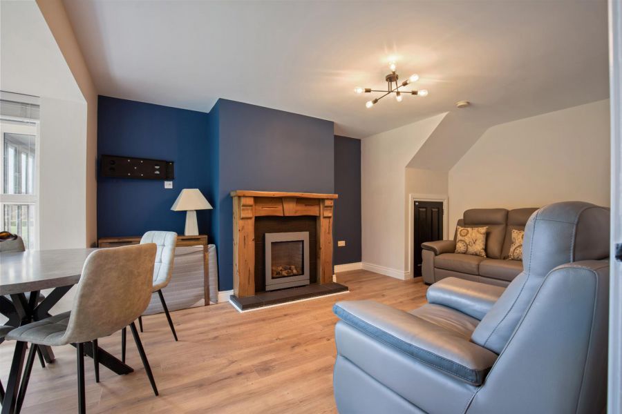 6 Tullynagardy Grove