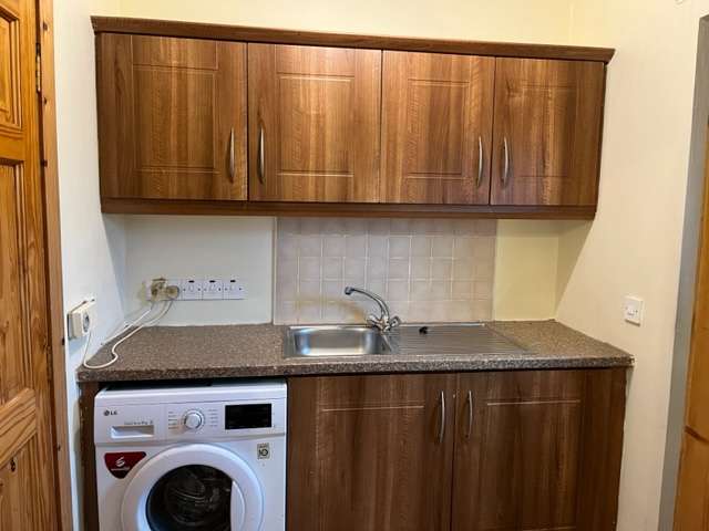 28 Rathfort Crescent