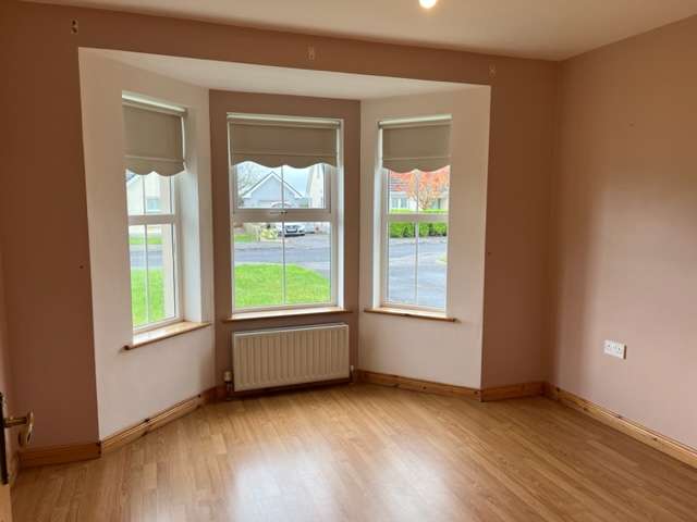 28 Rathfort Crescent