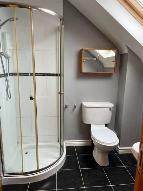 28 Rathfort Crescent