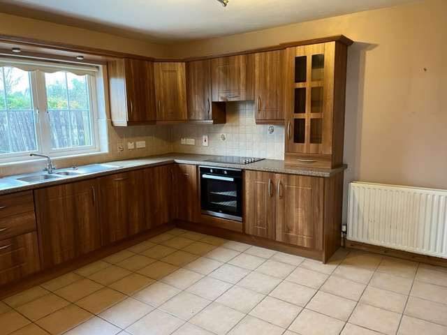 28 Rathfort Crescent