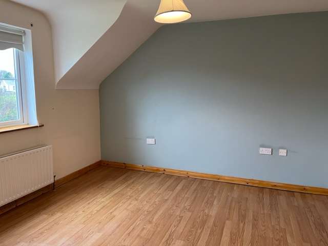 28 Rathfort Crescent