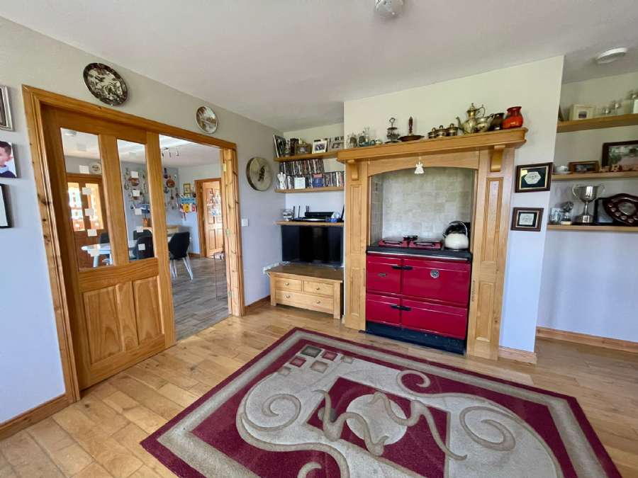 438 Loughshore Road
