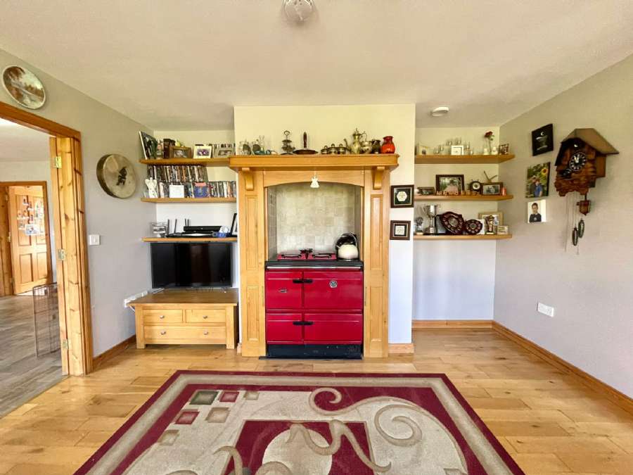 438 Loughshore Road