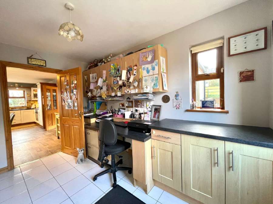 438 Loughshore Road