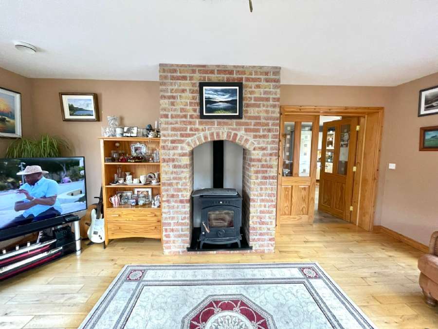 438 Loughshore Road