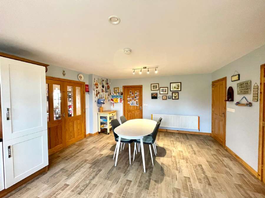 438 Loughshore Road