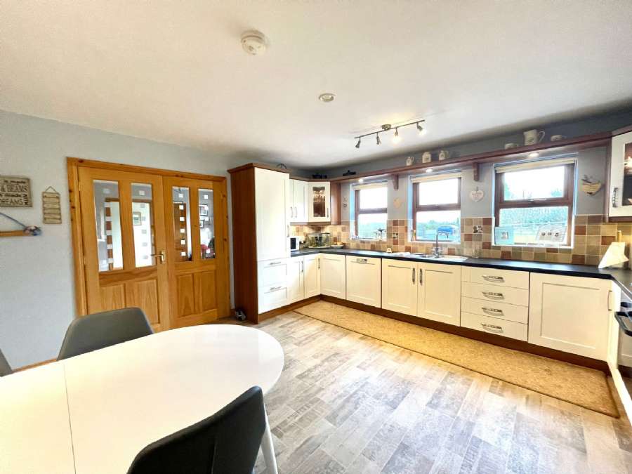 438 Loughshore Road
