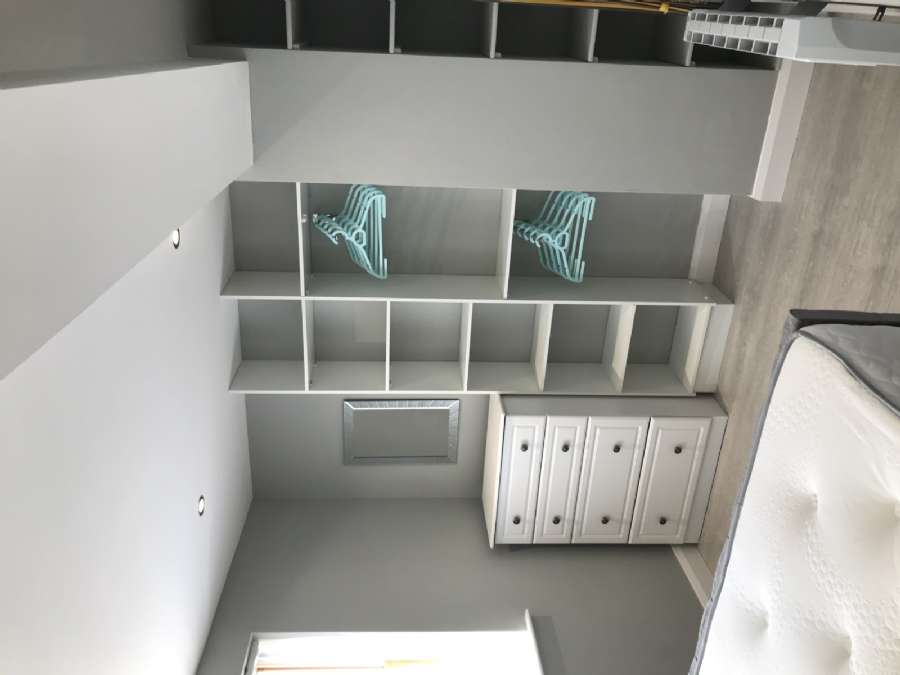 Apt 3, 27 High Street