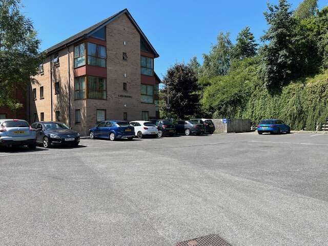11 Watersedge Apartments