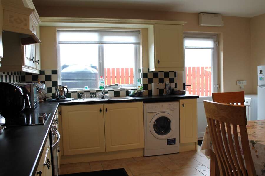 24 Rathfort Crescent 24 Rathfort Crescent