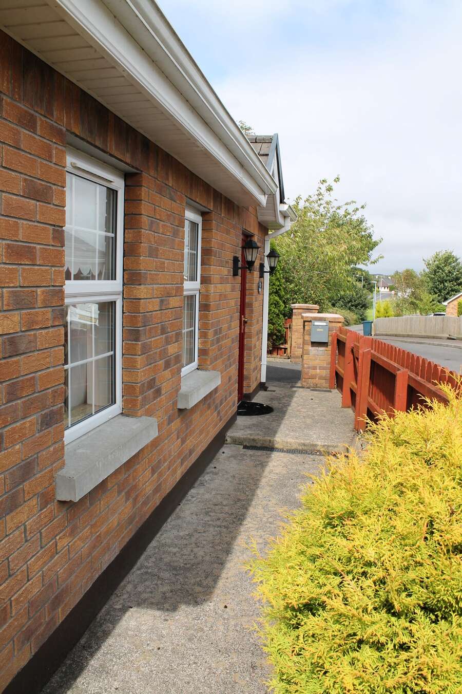24 Rathfort Crescent