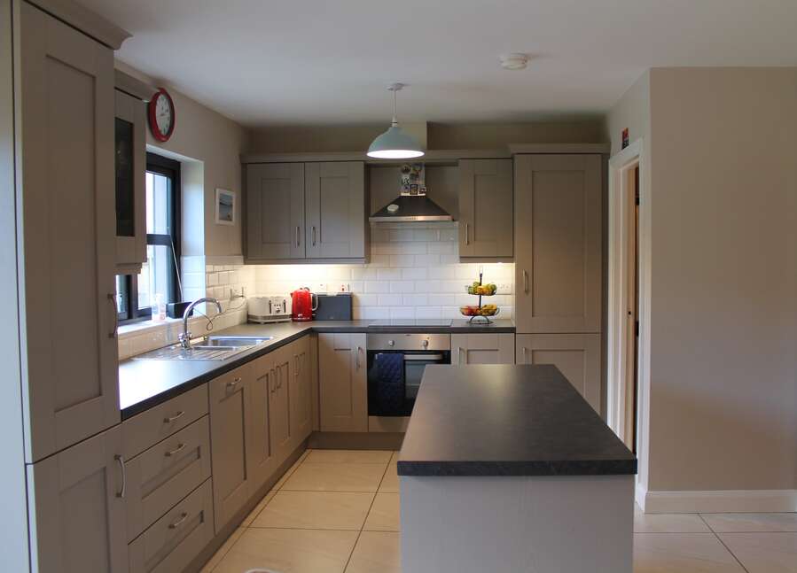 10 Parian Way
