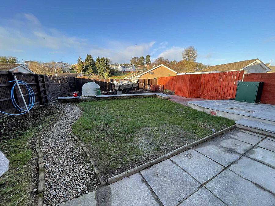 4 Moss Park