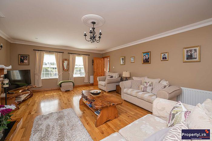 8 Crossnenagh Road 8 Crossnenagh Road