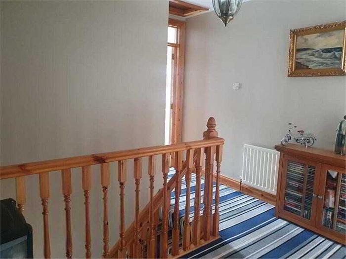 1 Greenfield Close