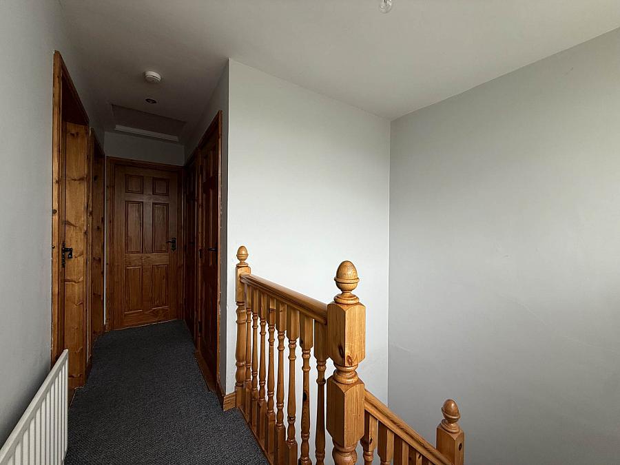 32 Desart Lane Gardens
