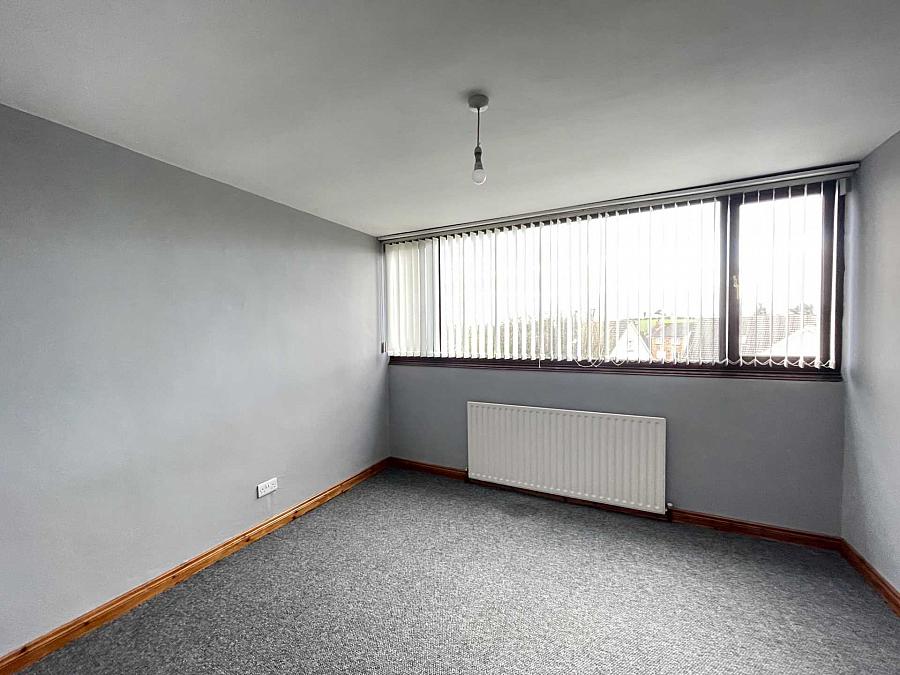 32 Desart Lane Gardens