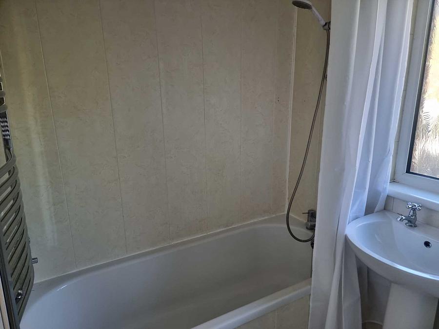 3 Hamiltonsbawn Road