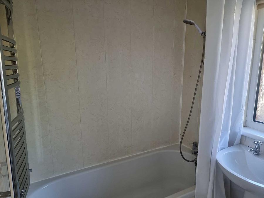 3 Hamiltonsbawn Road