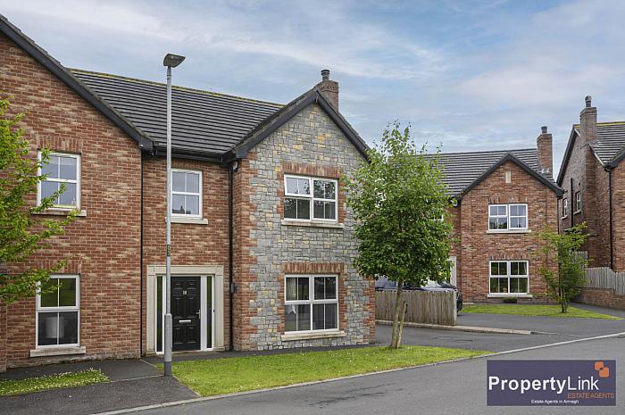 4 Mill Race Manor, markethill, armagh, BT60 1QU
