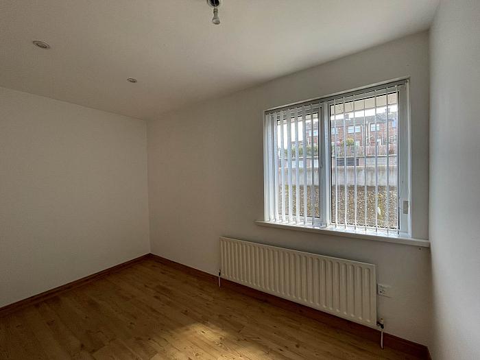 38 Ballinahone Avenue