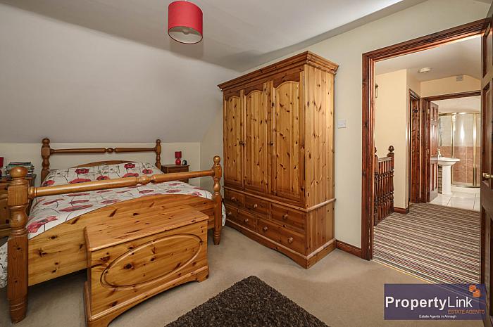 11 College Glebe 11 College Glebe