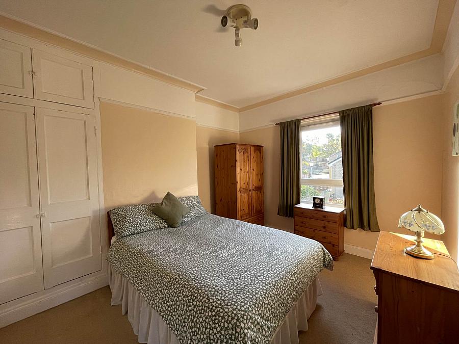 6 Hamiltonsbawn Road