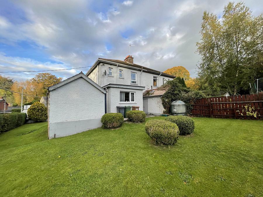 6 Hamiltonsbawn Road