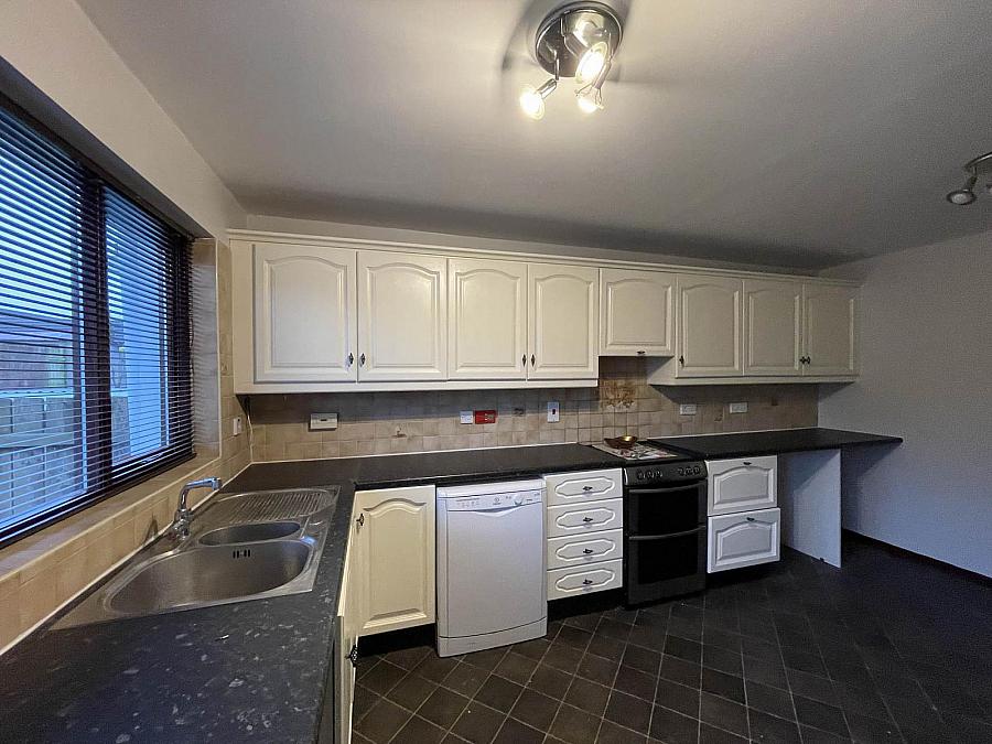 49 Blenheim Drive