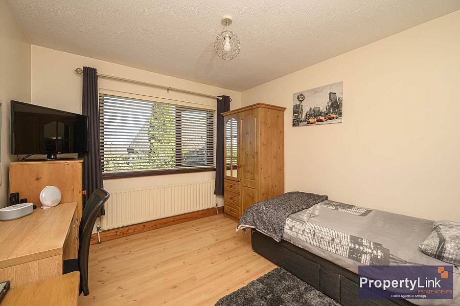 20 Cavanacaw Park