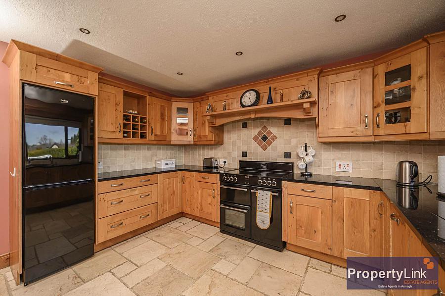 20 Cavanacaw Park