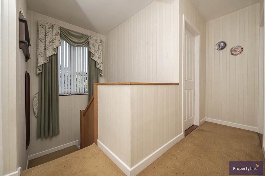 9 Ashley Park