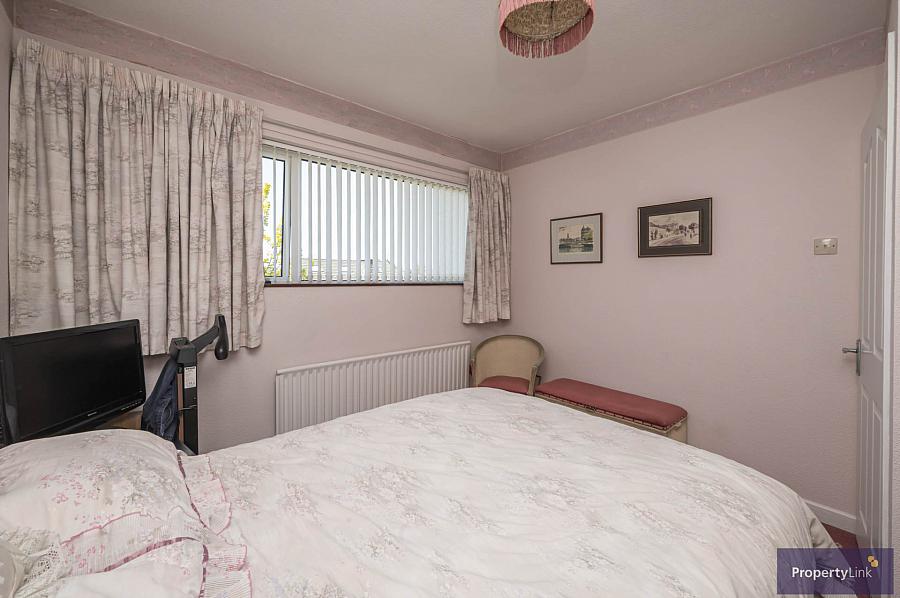 9 Ashley Park