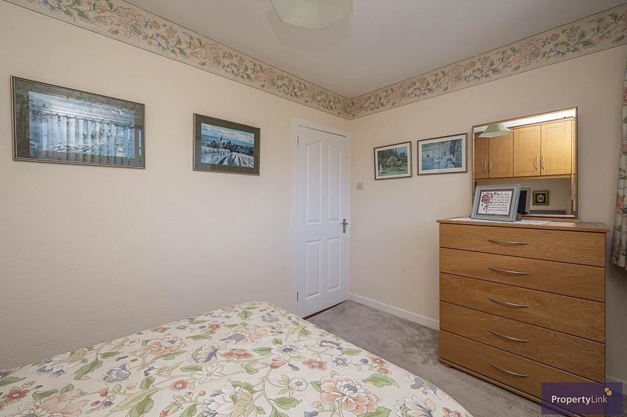 9 Ashley Park