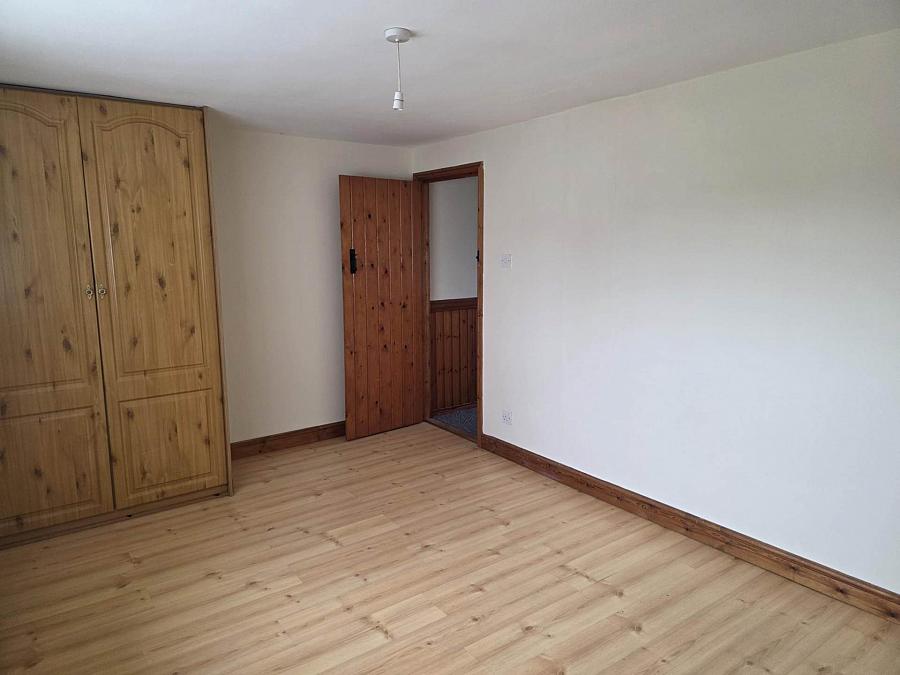 15 Woodford Mews